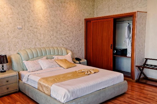 Impress Hotel image 24